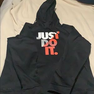 LIKE-NEW Nike DRI-FIT hoodie sweatshirt